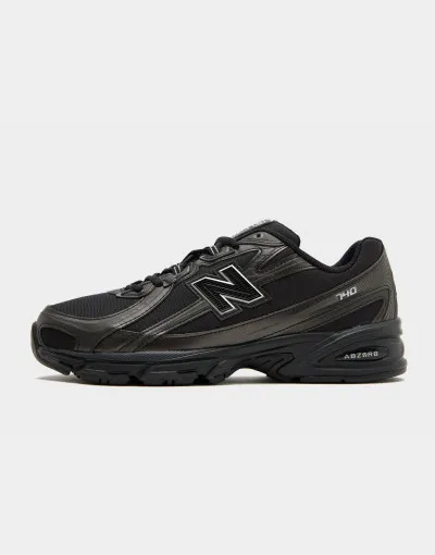 New Balance 740