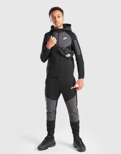 Nike Melegítőnadrág Sportswear Tech Kamasz