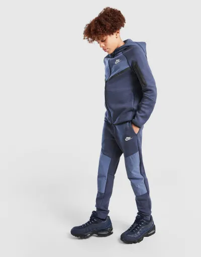 Nike Melegítőnadrág Sportswear Tech Kamasz