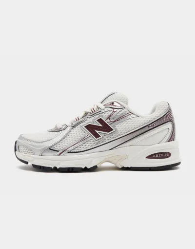 New Balance 740