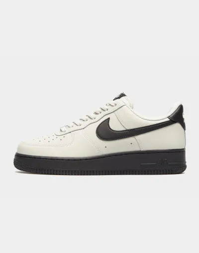 Nike AIR FORCE 1 '07
