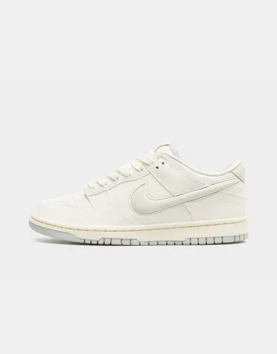 Nike Dunk Low LV8 Kamasz