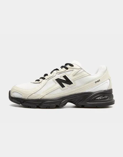 New Balance 740